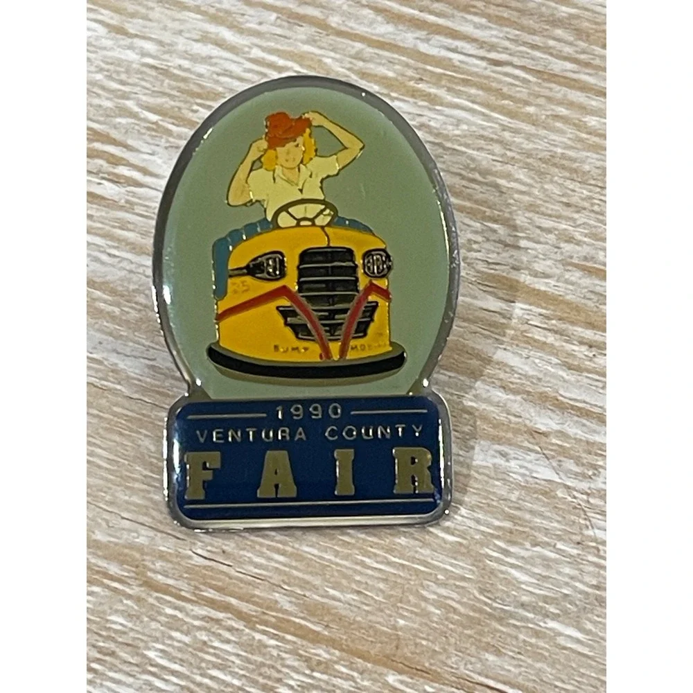 Vintage‎ 1990 Ventura County Fair Bump Mobile Pin